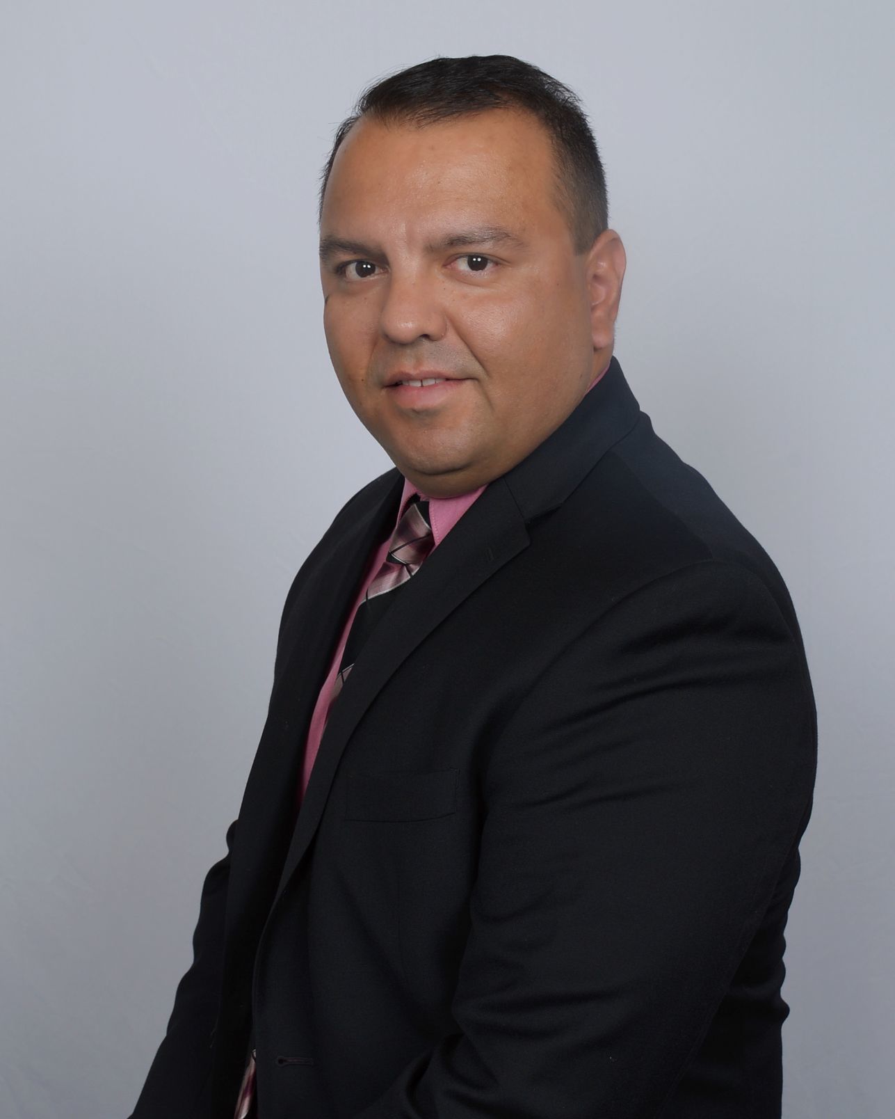 Farmers Insurance Group adds four insurance advisors to Tucson area